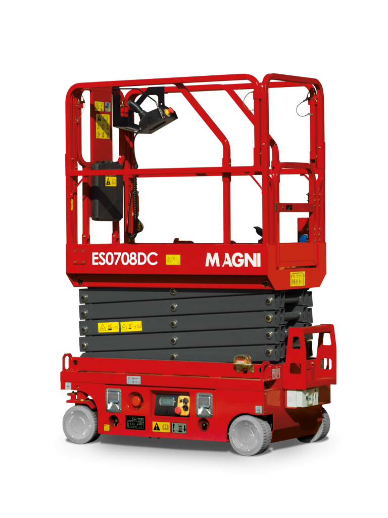 ES0708DC-copprod-768x1024-2.png MAGNI ES0708DCBW Elektro-Scherenarbeitsbühne 7,6 mtr. (Big Wheels) – Bild 1
